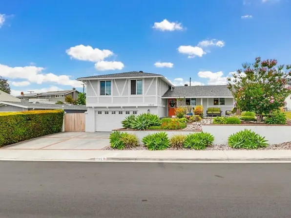 6880 Wallsey Dr, San Diego, CA 92119
