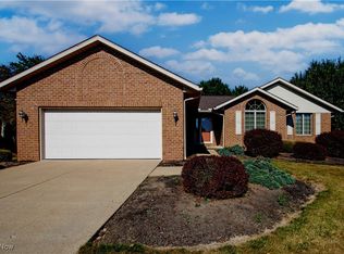 577 Memory Ln, Wooster, OH 44691