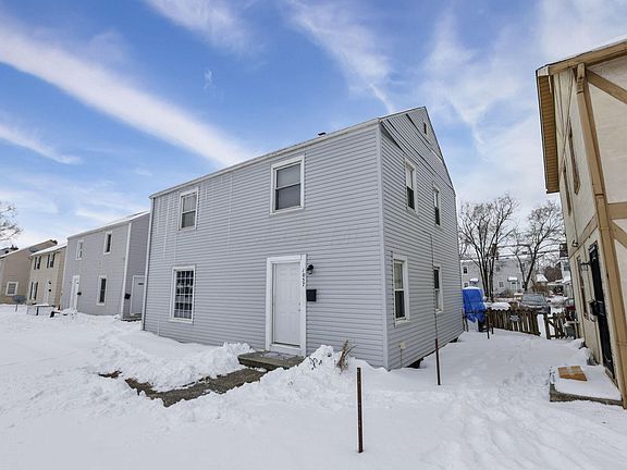 2nd image of 1057-1059 S James Rd