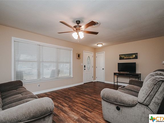 2nd image of 111 Scarborough Dr
