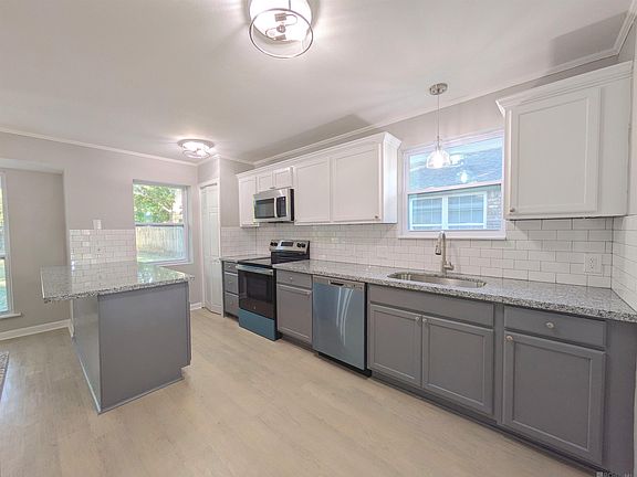 5th image of 13956 Heritage Oaks Dr