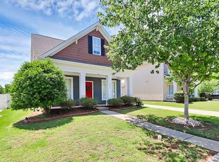 2035 Golden Ridge Ln, Charlotte, NC 28208
