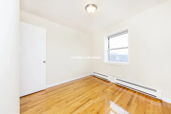 Rented by Mirador Real Estate | media 15