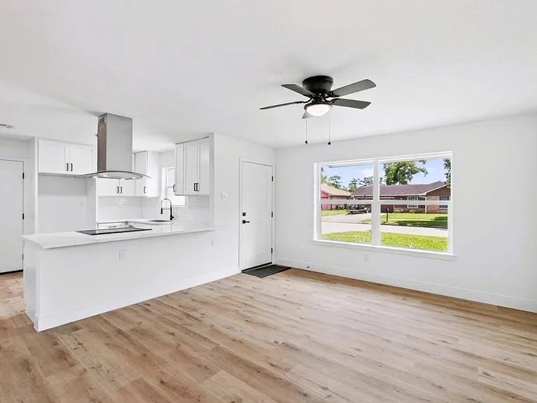 9623 Seeker St — Photo 8