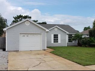2137 Estate Cir, Navarre, FL 32566