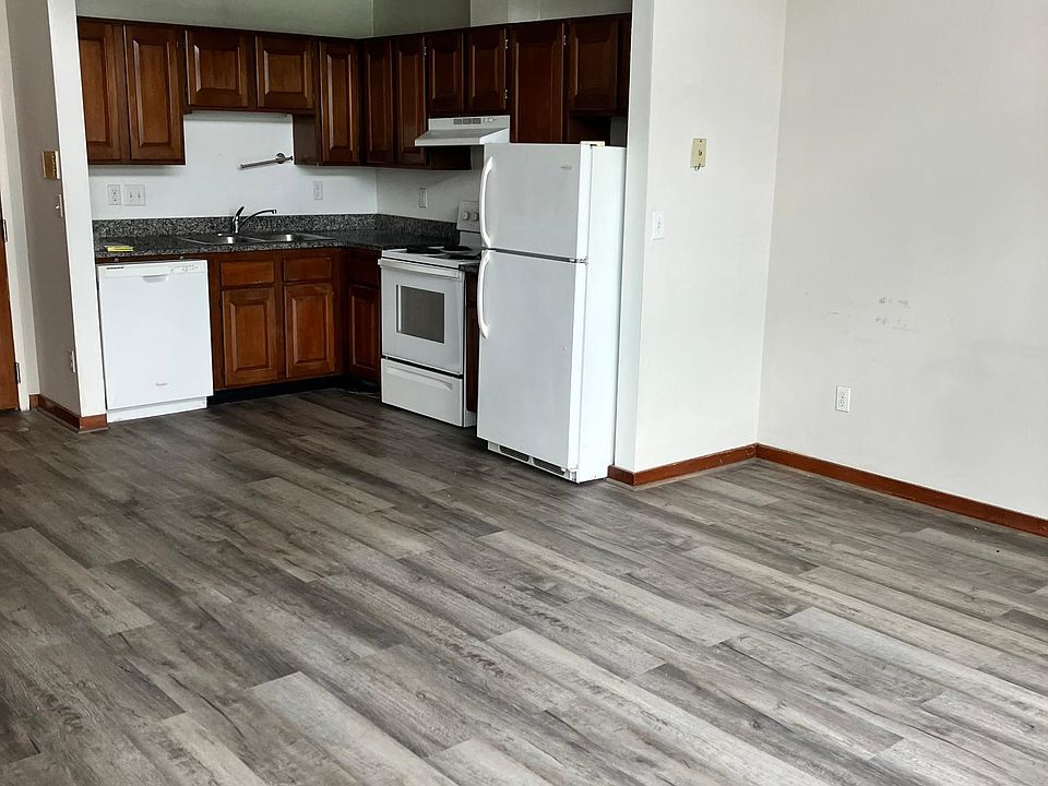 2nd image of 225 State St APT 226