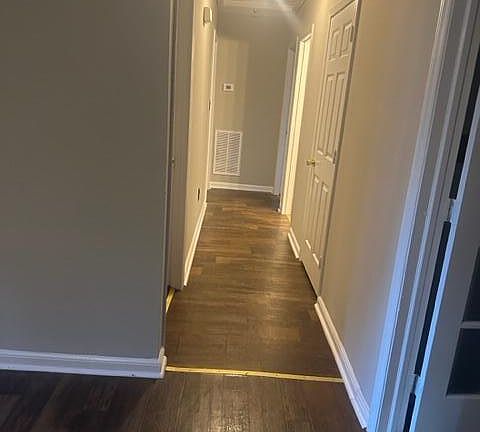 3rd image of 521 E Murfree Street