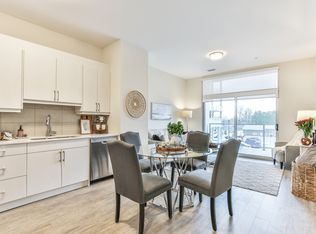 1600 Hyde Park Rd #TOWNHOUSE E, London, ON N6H0L5