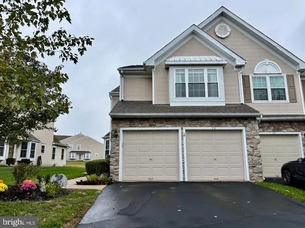 83 Cypress Pl, Newtown, PA 18940