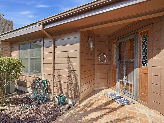 2nd image of 29623 Terra Vista
