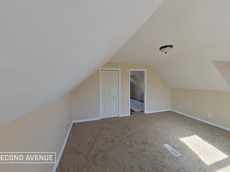 4772 Jefferson St — Photo 13