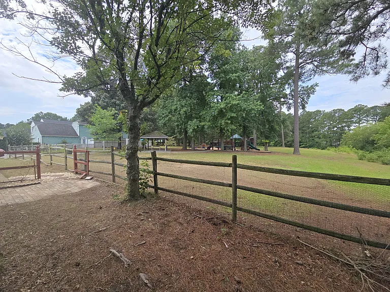 5360 Chatham Hall Dr — Photo 28