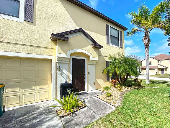 4th image of 4415 Millicent Cir
