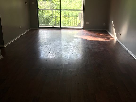 2nd image of 5970 Lake Bluff Dr Unit 102