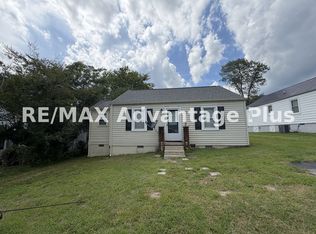 711 Monroe St, Farmville, VA 23901