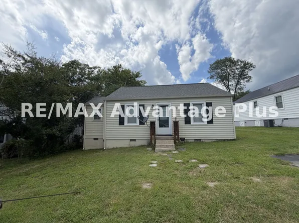 711 Monroe St, Farmville, VA 23901