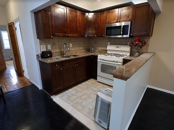 2nd image of 7419 93rd Ave #2L