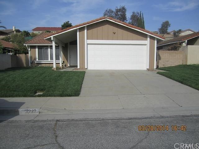 1st image of 3232 Stella Ave
