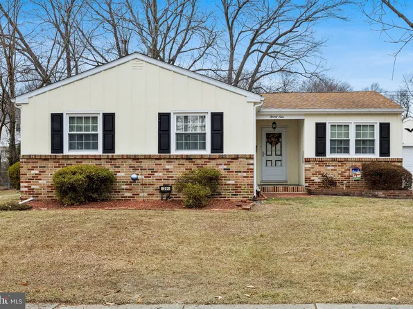 29 Crider Ave, Moorestown, NJ 08057