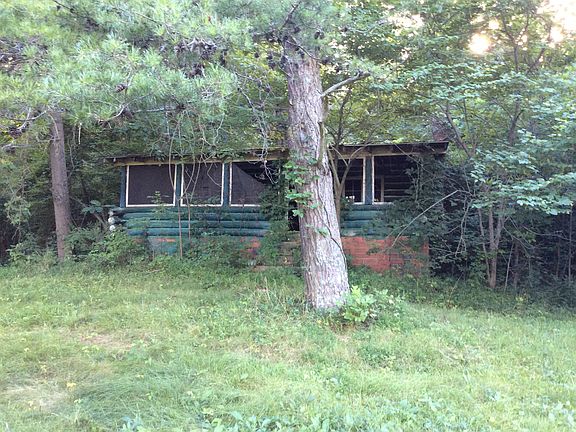 One of 2 cabins