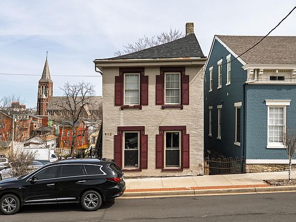 2nd image of 1112 W Pike St