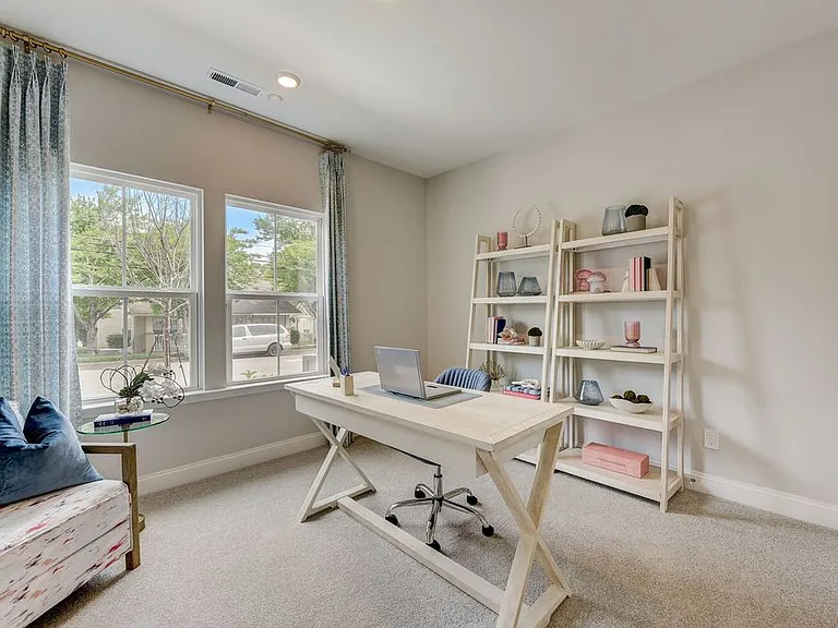 546 Annie Lowery Way — Photo 9