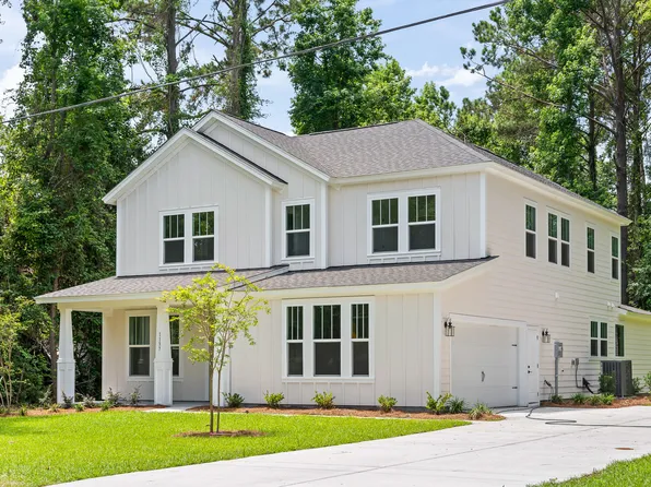 5180 Stono Plantation Dr, Hollywood, SC 29449