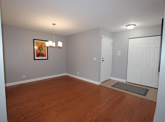 4th image of 107 Sussex Cir Unit A1