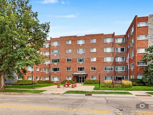 222 Madison St Unit 109, Joliet, IL 60435