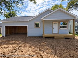 2817 W Willow St, Lansing, MI 48917