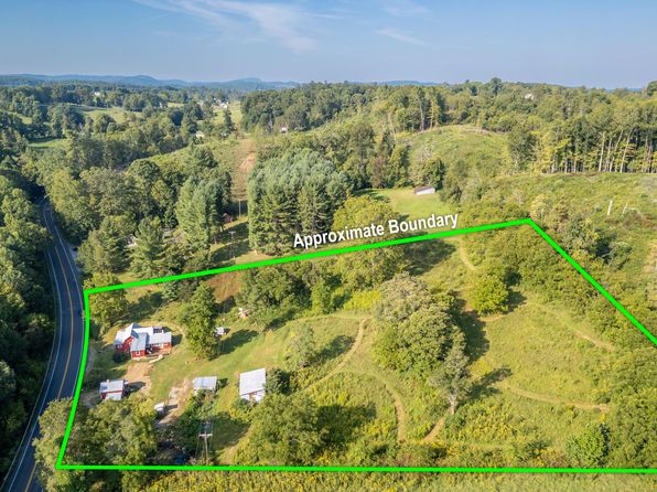 860 Floyd Hwy S, Floyd, VA 24091