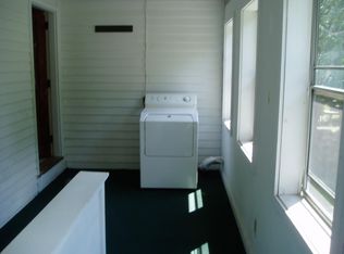 26 Nooks Hill Rd, Cromwell, CT 06416