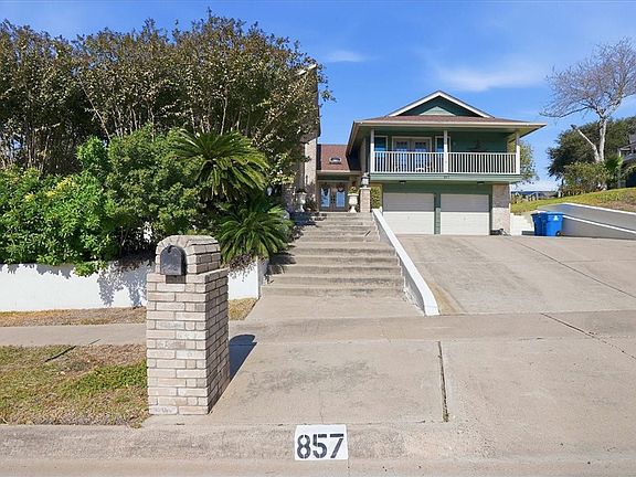 2nd image of 857 Cliff Dr