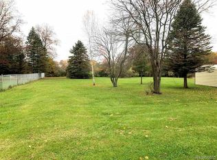 4157 Cheryl Dr, Flint, MI 48506