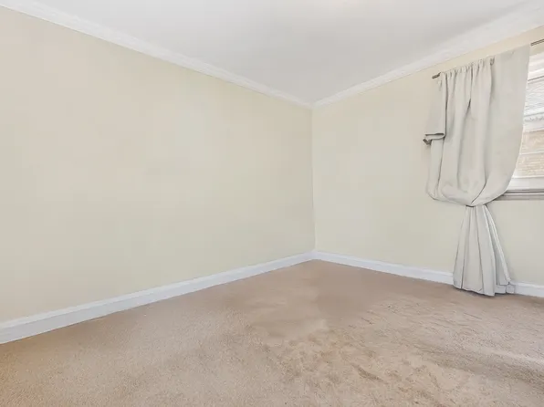 76-27 175th Street image 14 of 31