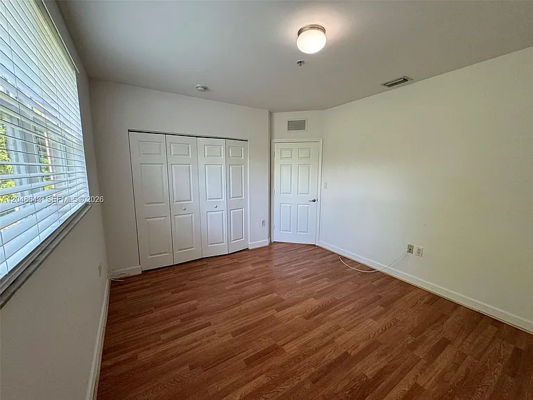 529 NE 62nd St #203 — Photo 13
