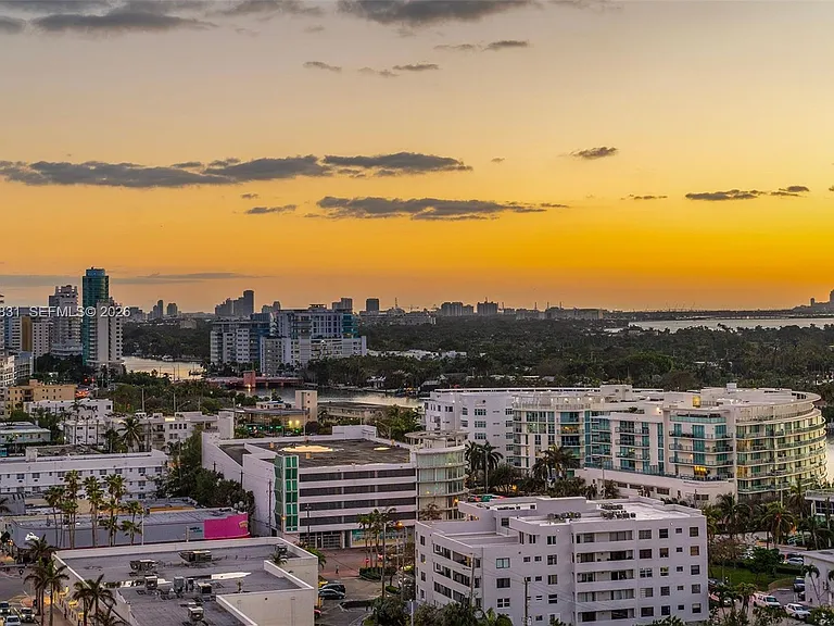 6801 Collins Ave — Photo 46