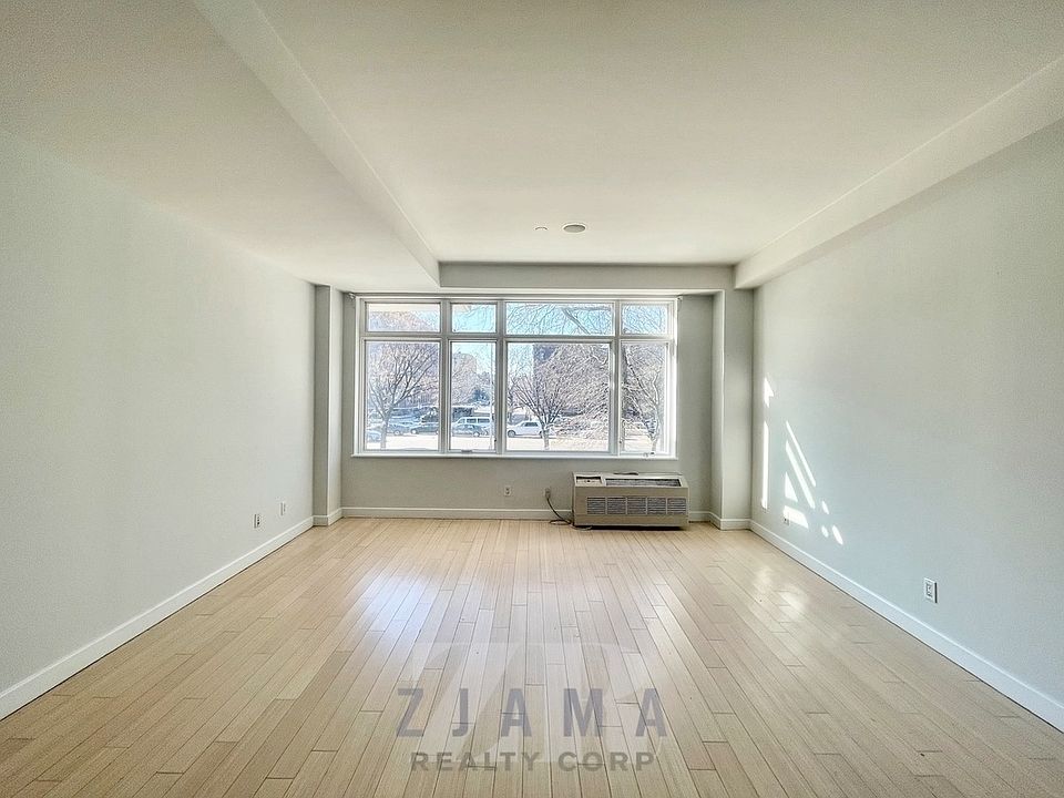 1st image of 601 Ocean Pkwy #22