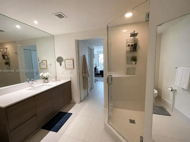 1100 S Miami Ave #1111 — Photo 3