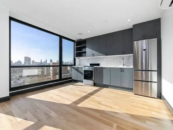1134 Fulton Street image 1 of 11