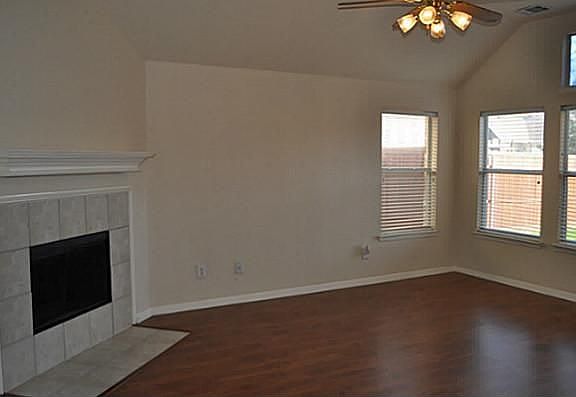 Spacious open Living-Dining & Kitchen floor plan