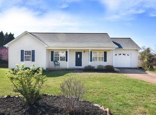 1383 Millrace Dr, Conover, NC 28613