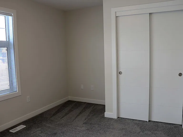 600 Bellerose Dr — Photo 34