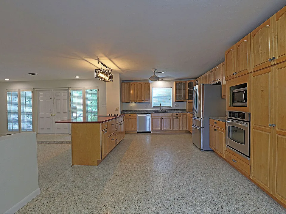 1353 Stadler Dr