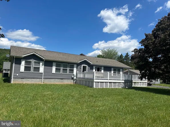 107 Trout Ln, Petersburg, WV 26855