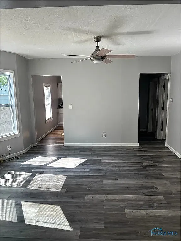2 bed, 1100 sqft, $900 — Photo 3