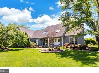 5 Marblehead Dr, Princeton Jct, NJ 08550