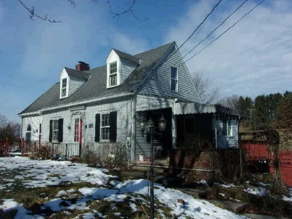 515 Mill St, Madison, PA 15663