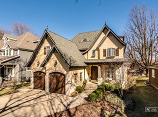 510 N Eagle St, Naperville, IL 60563