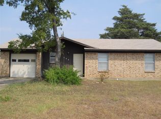 304 Hilltop Rd, Keene, TX 76059